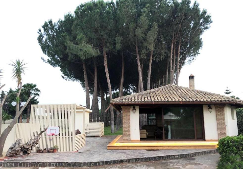 Villa Laoconte Piscina, Jacuzzi E Biliardo Canicattì Kültér fotó