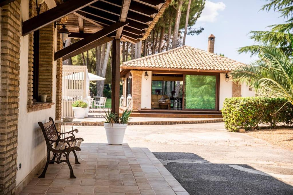 Villa Laoconte Piscina, Jacuzzi E Biliardo Canicattì Kültér fotó